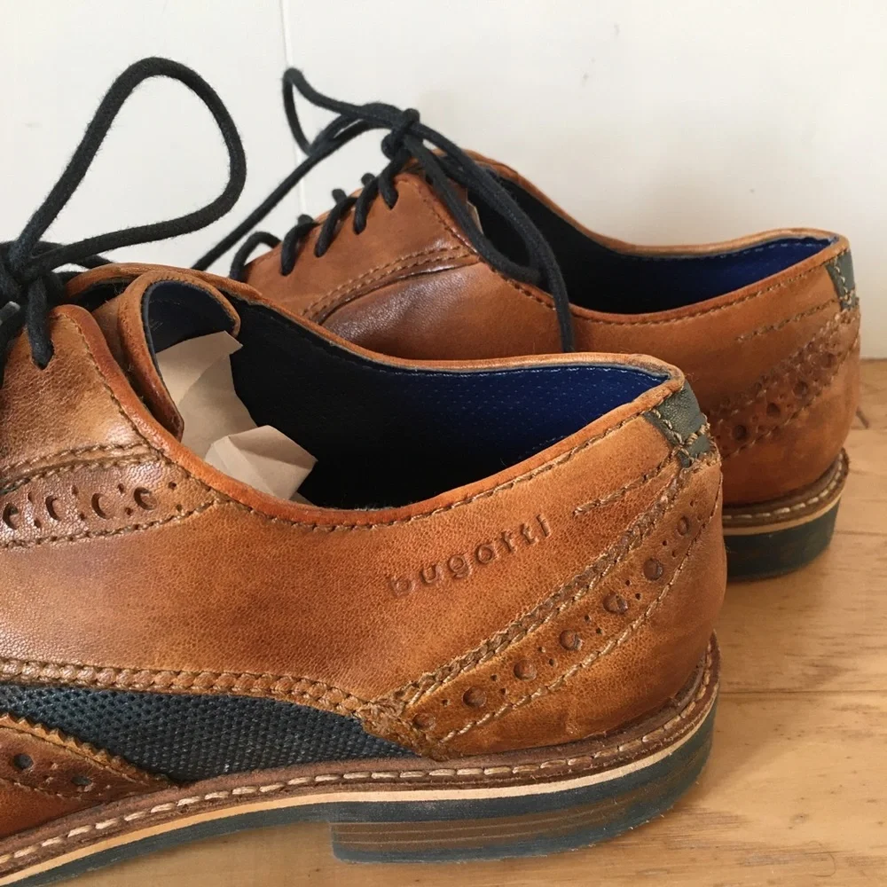 Bugatti Leather & Mesh Wing Tip Shoe size 42 or 8 1/2 Lace Up Tan Brown Navy